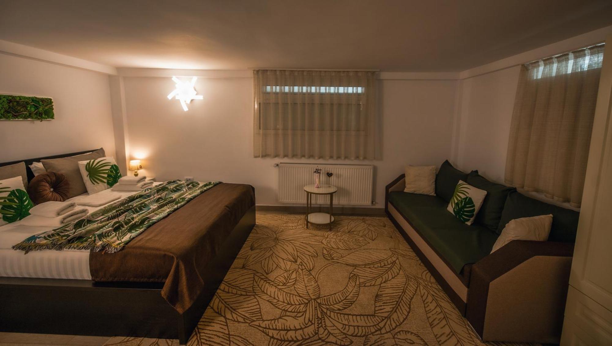Amada City Center Iasi Rom bilde